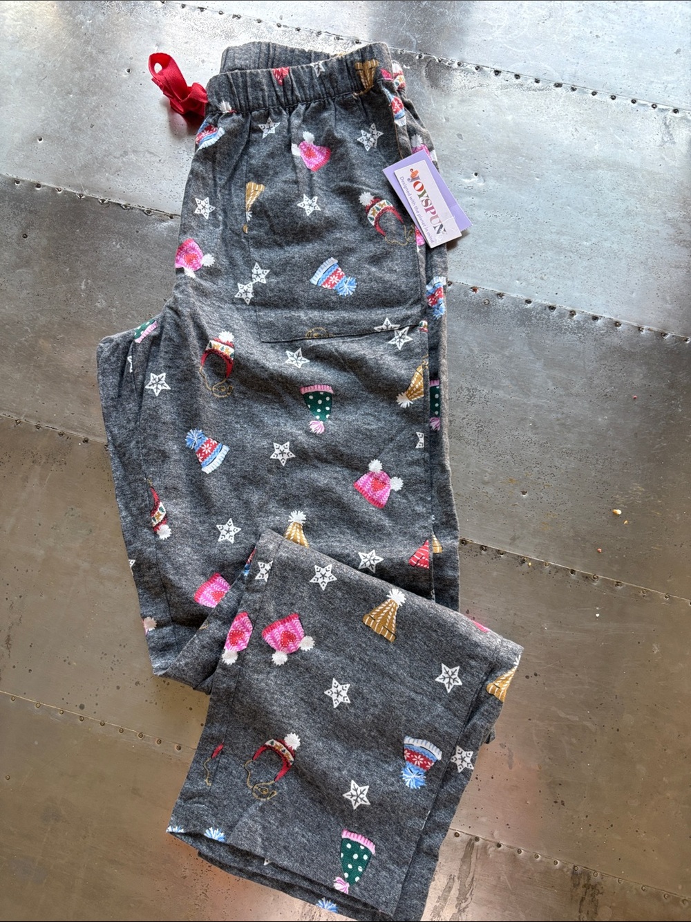 Cozy Gray Holiday Beanie Print Pajama Pants - Women's Lounge Sleepwear